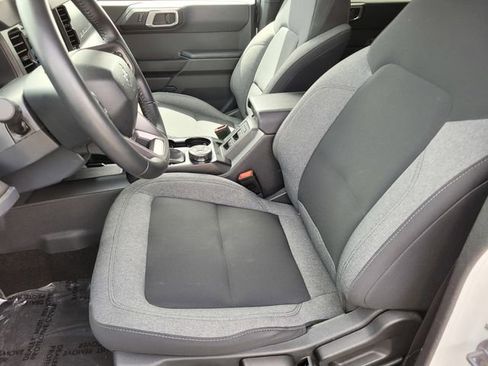 Used 2025 Ford Bronco Big Bend AWD/4WD image 16