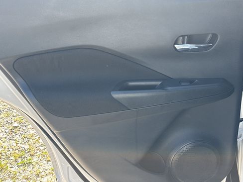 Used 2023 Nissan Kicks SV FWD image 21