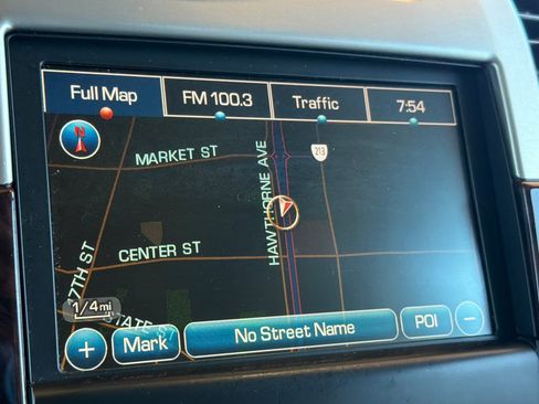 Used 2011 Cadillac Escalade ESV Premium AWD/4WD image 21