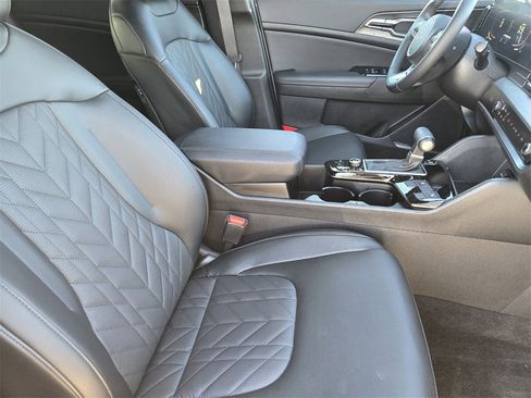 New 2025 Kia Sportage X-Line w/ Premium Package image 10
