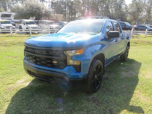 Used 2022 Chevrolet Silverado 1500 W/T w/ WT Value Package image 2