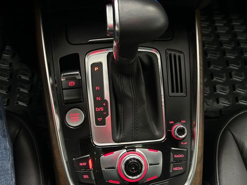 Used 2014 Audi Q5 2.0T Premium Plus image 16