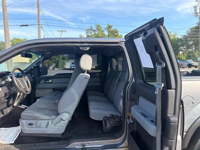 Used 2014 Ford F150 XLT w/ Equipment Group 302A Luxury AWD/4WD image 17