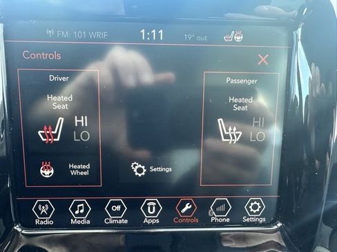 Used 2018 Jeep Compass Limited image 28