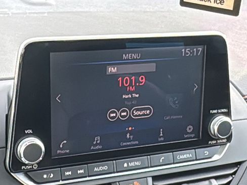 Used 2019 Nissan Altima 2.5 SR image 23