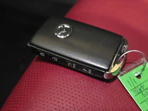 Certified 2025 MAZDA MAZDA3 s image 37