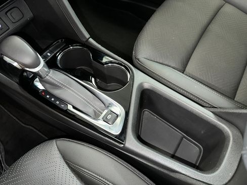 Used 2023 Buick Encore GX Essence w/ Experience Buick Package image 15