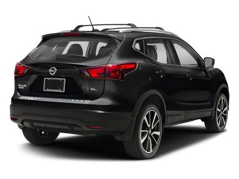 Used 2017 Nissan Rogue Sport SL FWD image 2