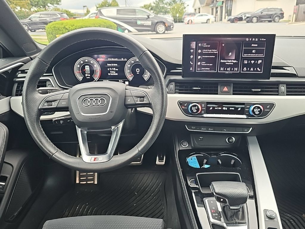 Used 2024 Audi A5 2.0T Premium Plus w/ Premium Plus AWD/4WD image 2