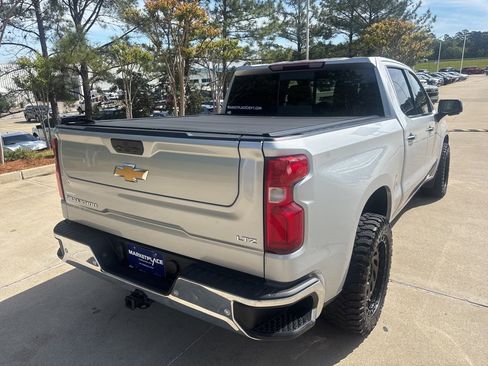 Used 2022 Chevrolet Silverado 1500 LTZ image 11