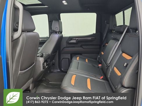 Used 2024 GMC Sierra 1500 AT4 w/ Technology Package image 32