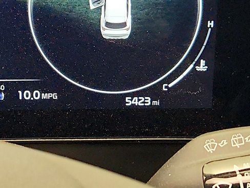 Used 2025 Kia Sportage SX FWD image 16