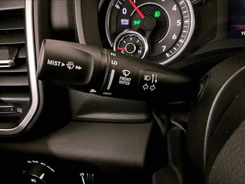 Used 2023 RAM 1500 Big Horn image 31