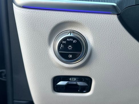 New 2026 Mercedes-Benz C 300 4MATIC Sedan image 35