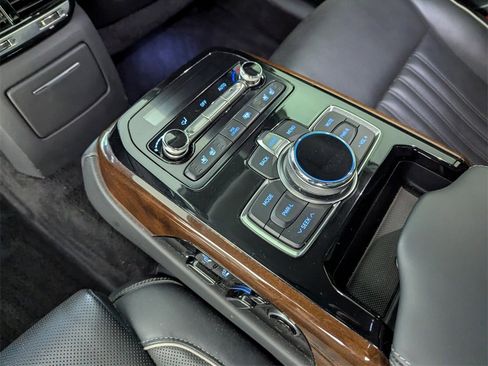 Used 2019 Genesis G90 5.0 Ultimate image 19