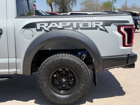 Used 2017 Ford F150 Raptor w/ Equipment Group 801A Mid AWD/4WD image 5