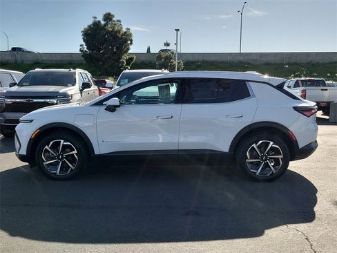 Used 2026 Chevrolet Equinox EV LT image 27
