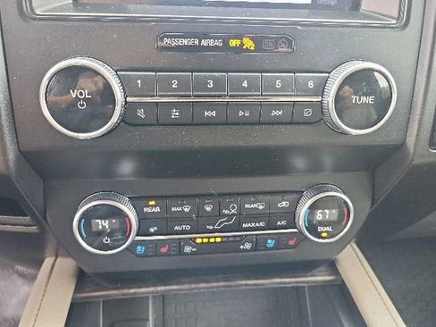 Used 2021 Ford Expedition Limited AWD/4WD image 45