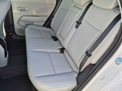 New 2026 Hyundai Kona SEL Premium FWD image 19