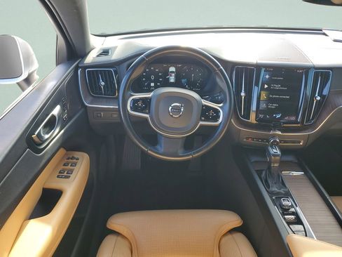Used 2021 Volvo XC60 T5 Inscription w/ Protection Package Premier AWD/4WD image 11