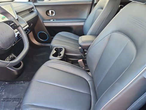 Used 2024 Hyundai Ioniq 5 Limited image 15