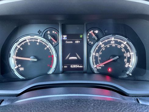 Used 2020 Toyota 4Runner TRD Off-Road Premium w/ Moonroof Package image 12