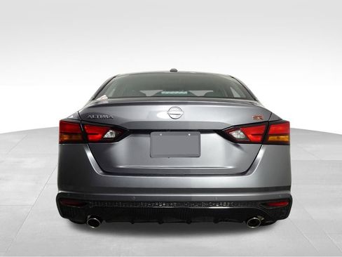 New 2025 Nissan Altima 2.5 SR w/ SR Premium Package image 4