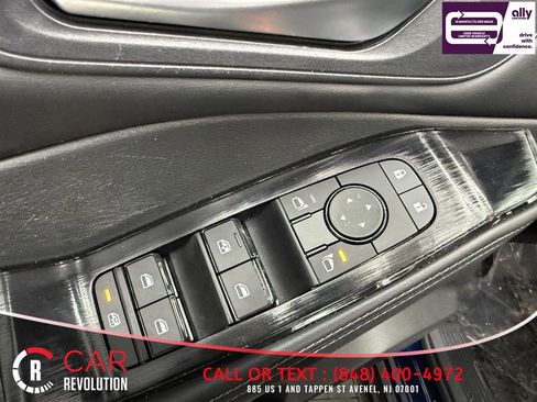 Used 2024 Nissan Rogue SV image 43