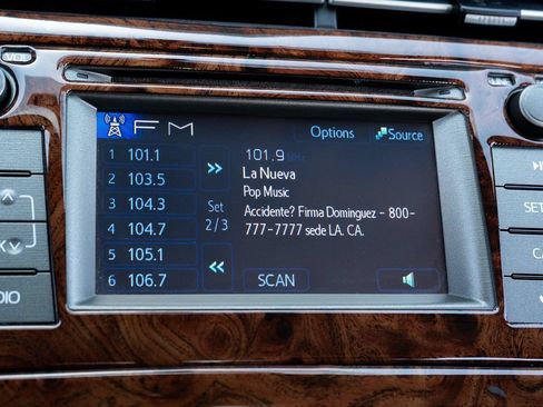 Used 2014 Toyota Prius Two FWD image 23