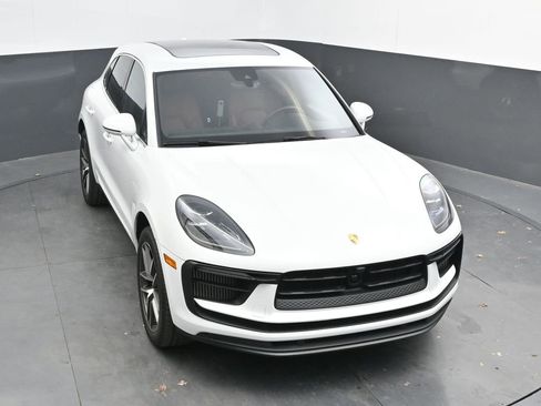 Used 2023 Porsche Macan S image 37