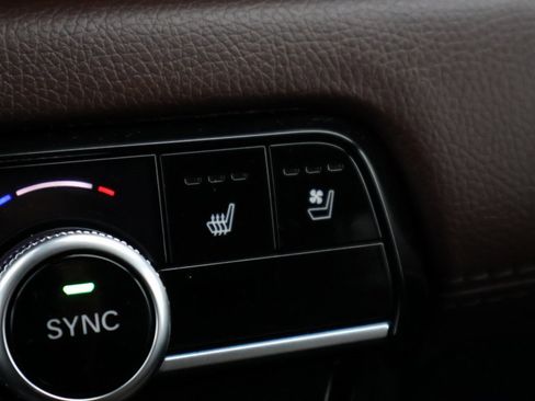 Certified 2023 Honda Pilot Elite image 25