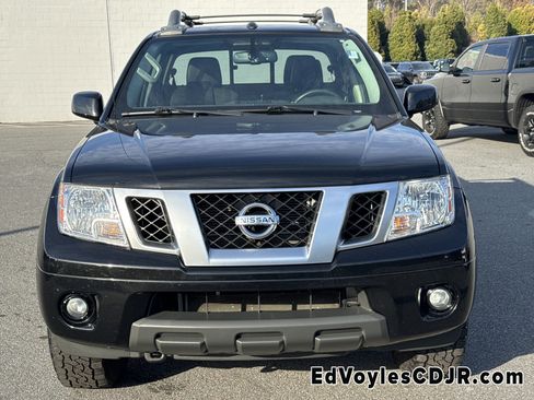 Used 2021 Nissan Frontier PRO-4X w/ Pro-4x Utility Package image 9