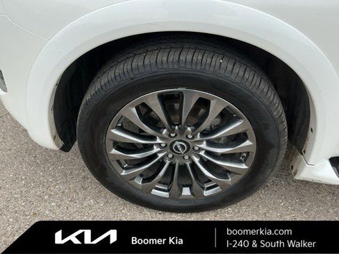 Used 2022 Nissan Armada Platinum image 9