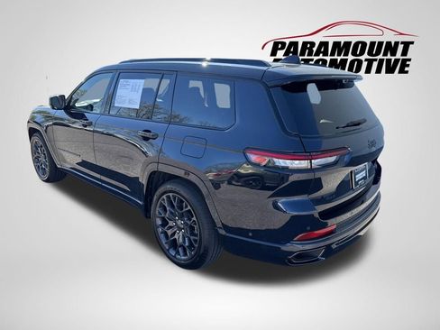 Used 2023 Jeep Grand Cherokee L Summit image 5