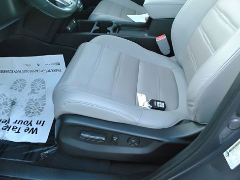 Certified 2021 Honda CR-V EX-L image 18