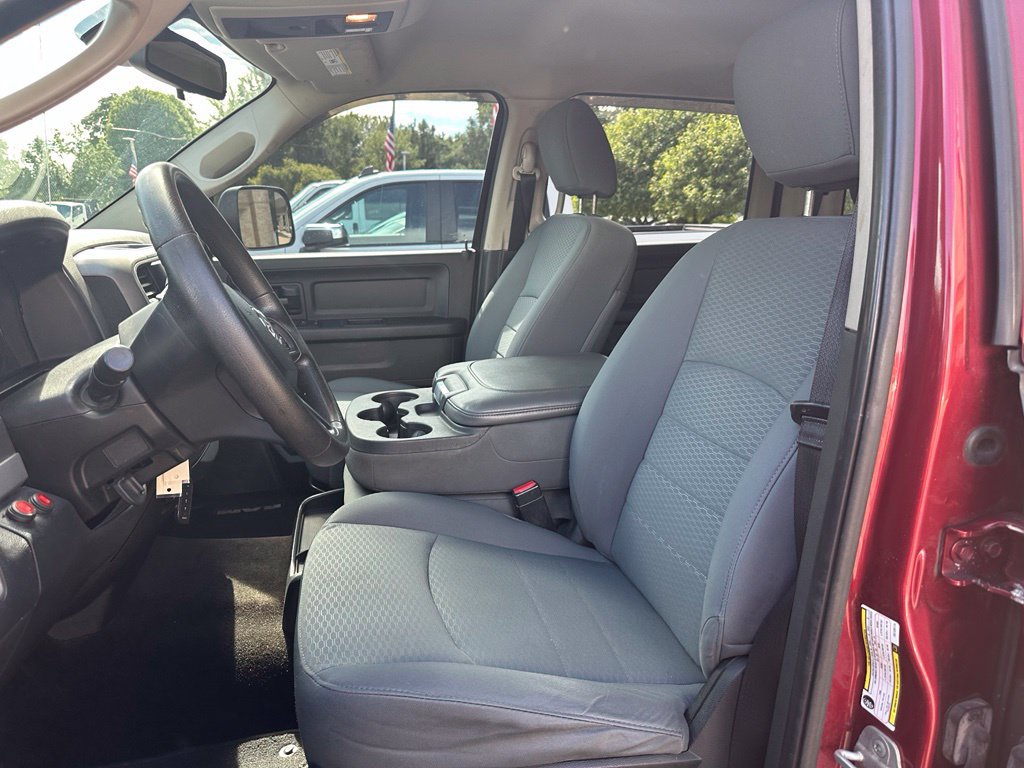 Used 2014 RAM 2500 Tradesman w/ Chrome Appearance Group AWD/4WD image 17