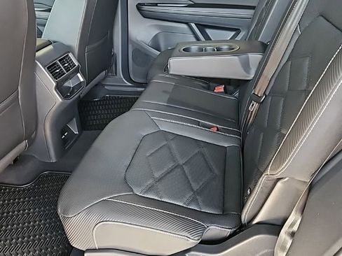 New 2026 Volkswagen Atlas Cross Sport SE FWD image 22