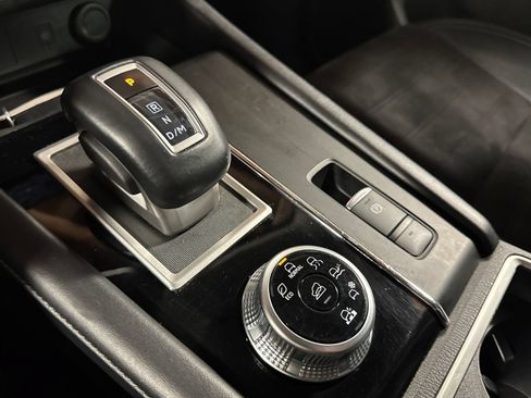 Used 2023 Mitsubishi Outlander SE AWD/4WD image 25