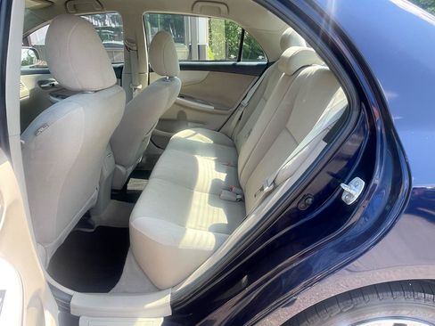 Used 2013 Toyota Corolla LE FWD image 9