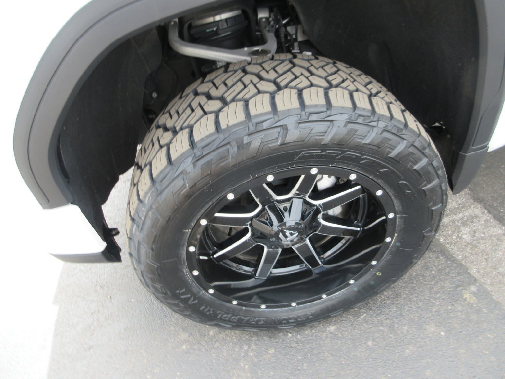 Used 2024 GMC Sierra 1500 Elevation AWD/4WD image 13