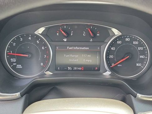 Used 2024 Chevrolet Blazer LT FWD image 32
