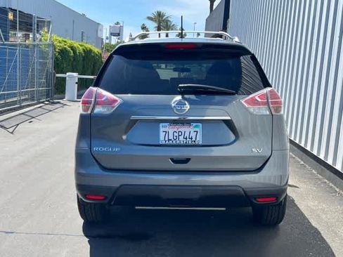 Used 2015 Nissan Rogue SV FWD image 5