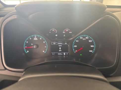 Used 2022 Chevrolet Colorado LT w/ Fleet Safety Package image 10