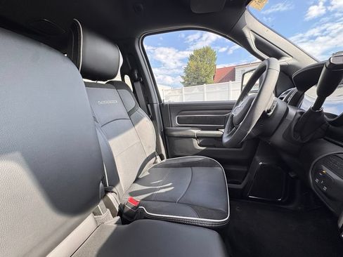 Used 2026 RAM 3500 Laramie AWD/4WD image 21