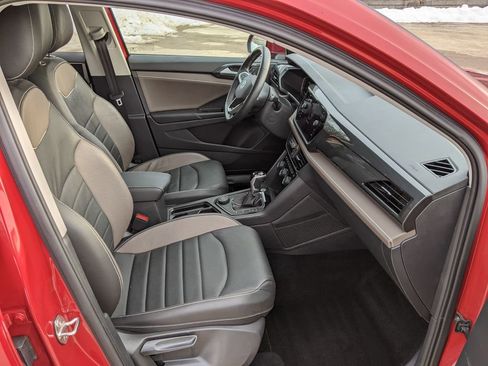 Used 2023 Volkswagen Taos SEL image 22