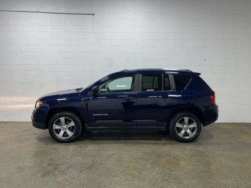 Used 2017 Jeep Compass High Altitude FWD image 6