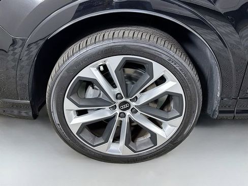 Used 2020 Audi Q3 2.0T Premium Plus w/ Premium Plus Package image 37