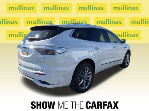 Used 2023 Buick Enclave Avenir w/ Avenir Technology Package image 9