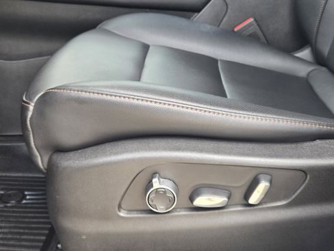 Used 2023 Cadillac XT4 Sport w/ Enhanced Visibility Package image 26