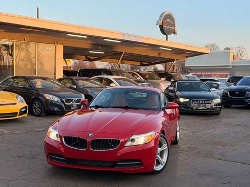Used 2014 BMW Z4 sDrive28i image 2